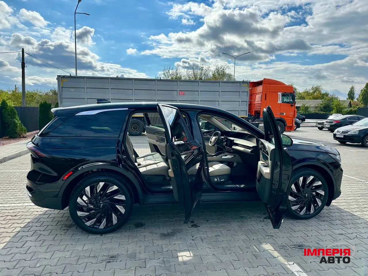 Lincoln Nautilus - фото 33