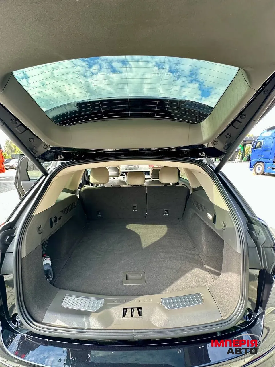 Lincoln Nautilus - фото 15