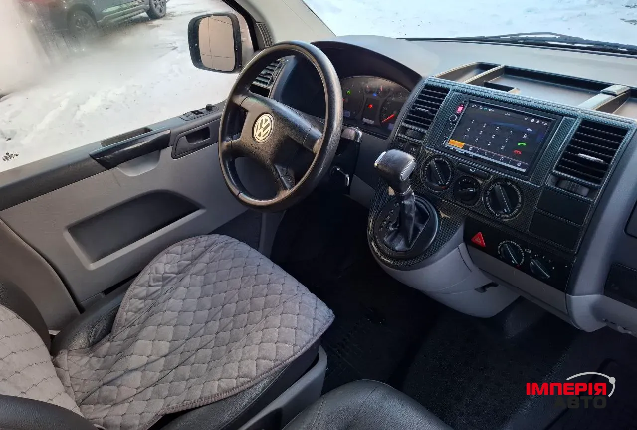 Volkswagen Transporter - фото 14