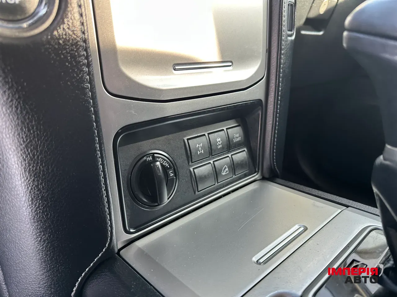 Toyota Land Cruiser Prado - фото 19