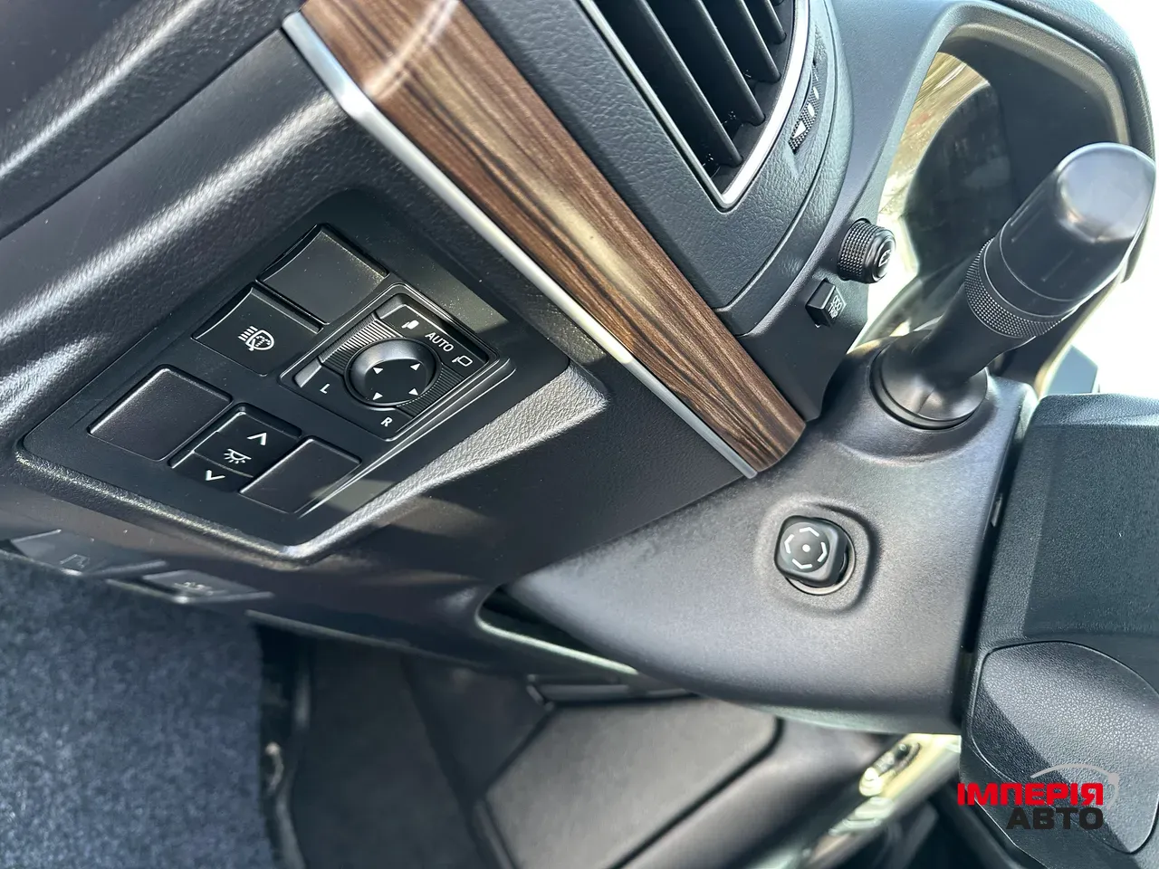 Toyota Land Cruiser Prado - фото 12