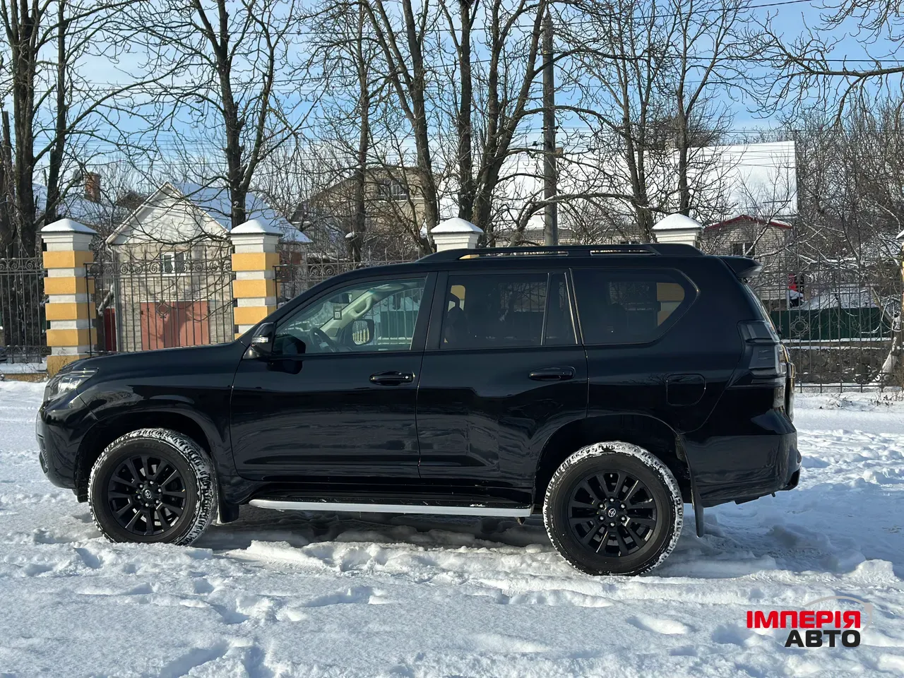 Toyota Land Cruiser Prado - фото 3