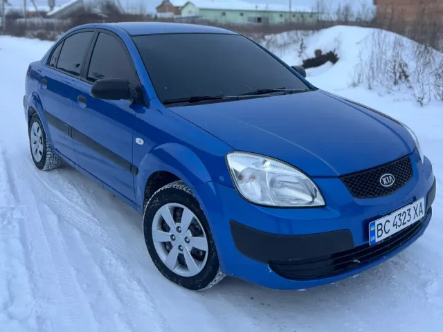 Kia Rio - фото 2