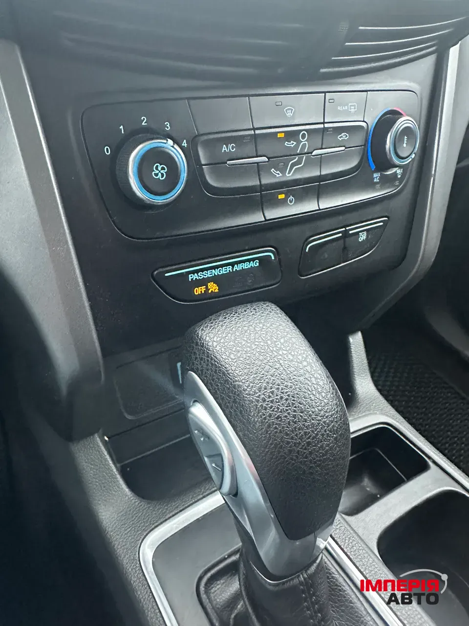 Ford Escape - фото 23