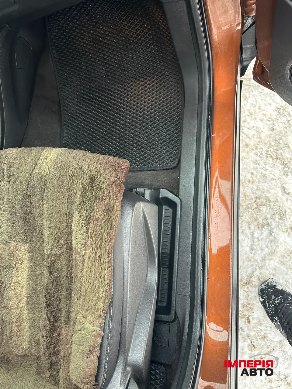 Ford Escape - фото 11