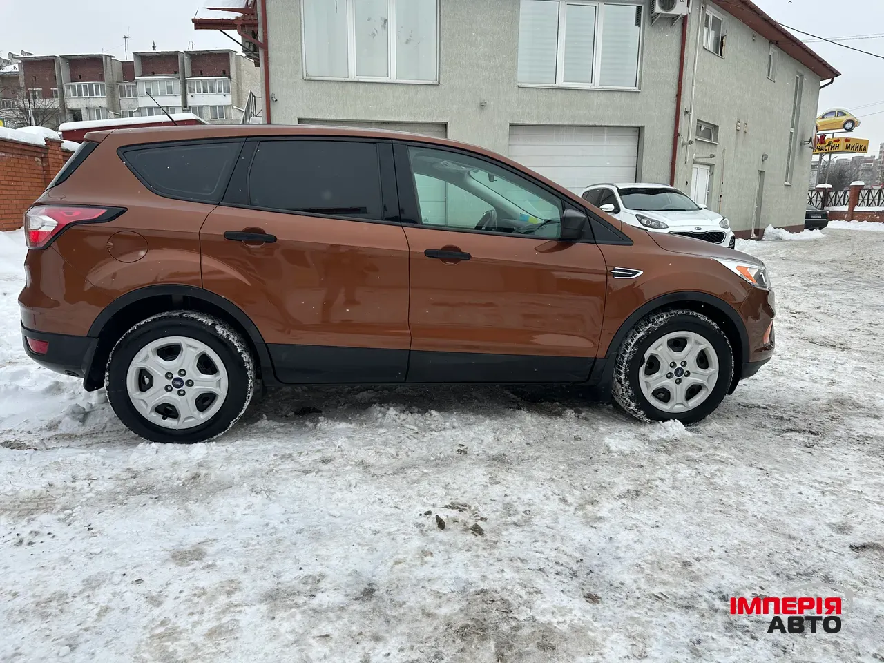 Ford Escape - фото 9