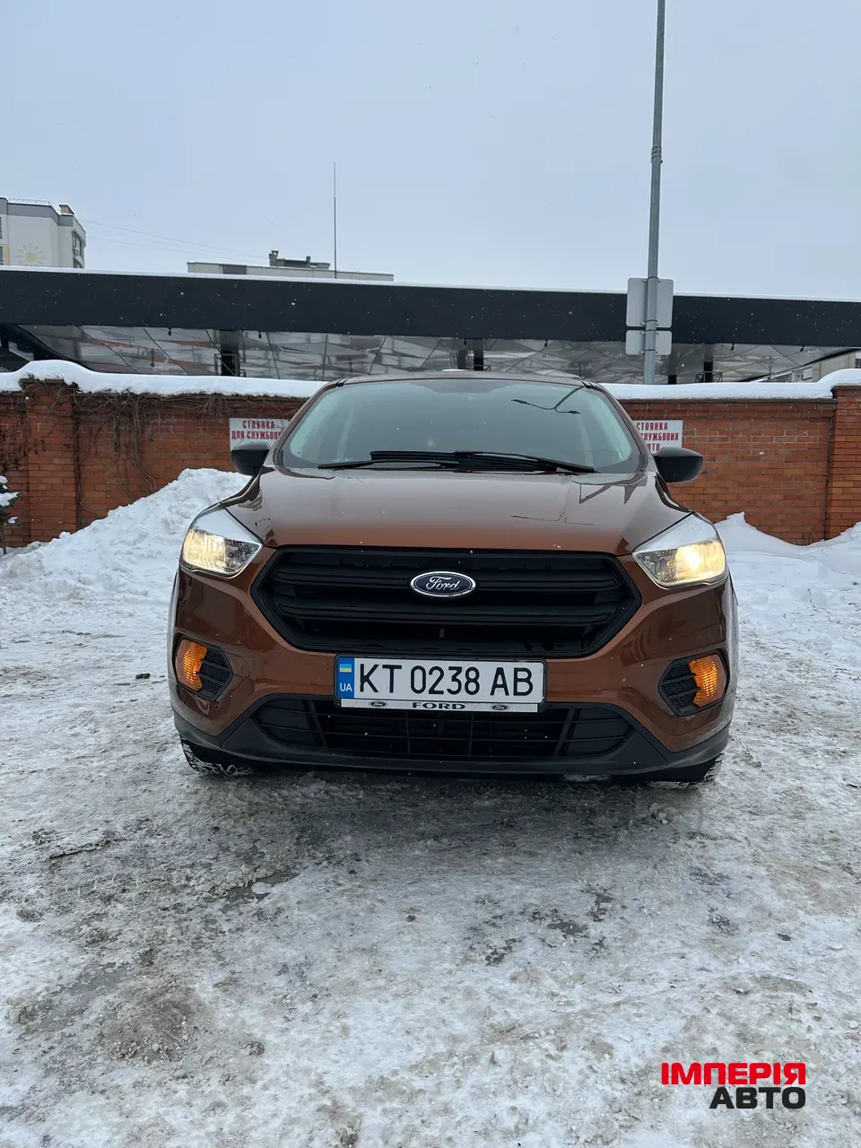 Ford Escape - фото 1