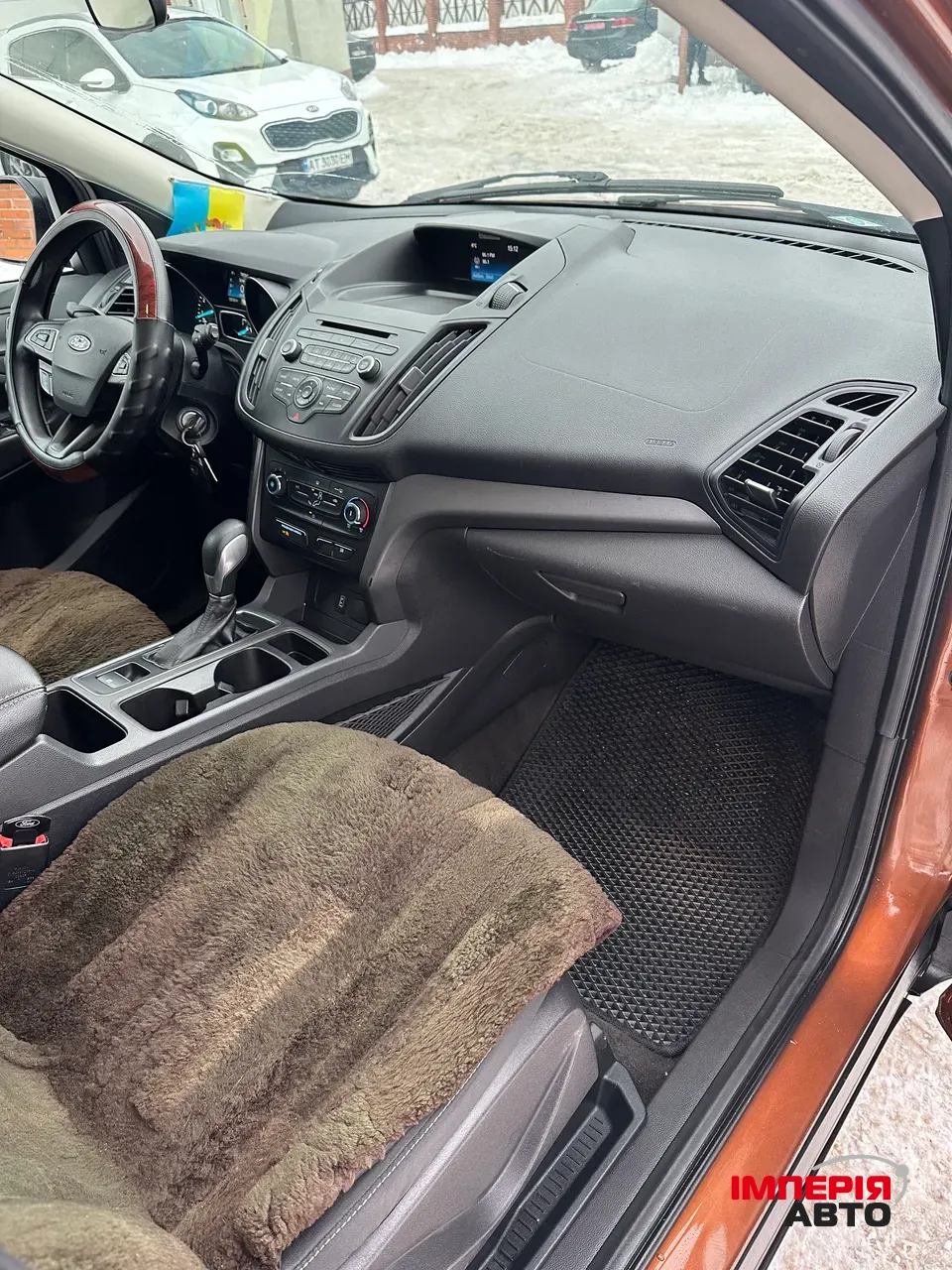 Ford Escape - фото 10