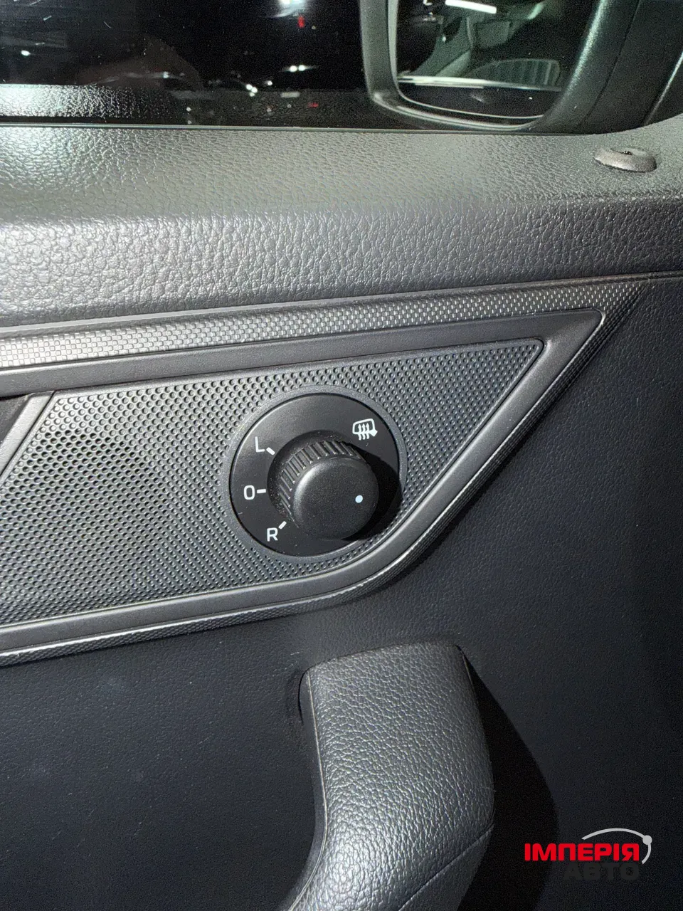 Skoda Fabia - фото 12