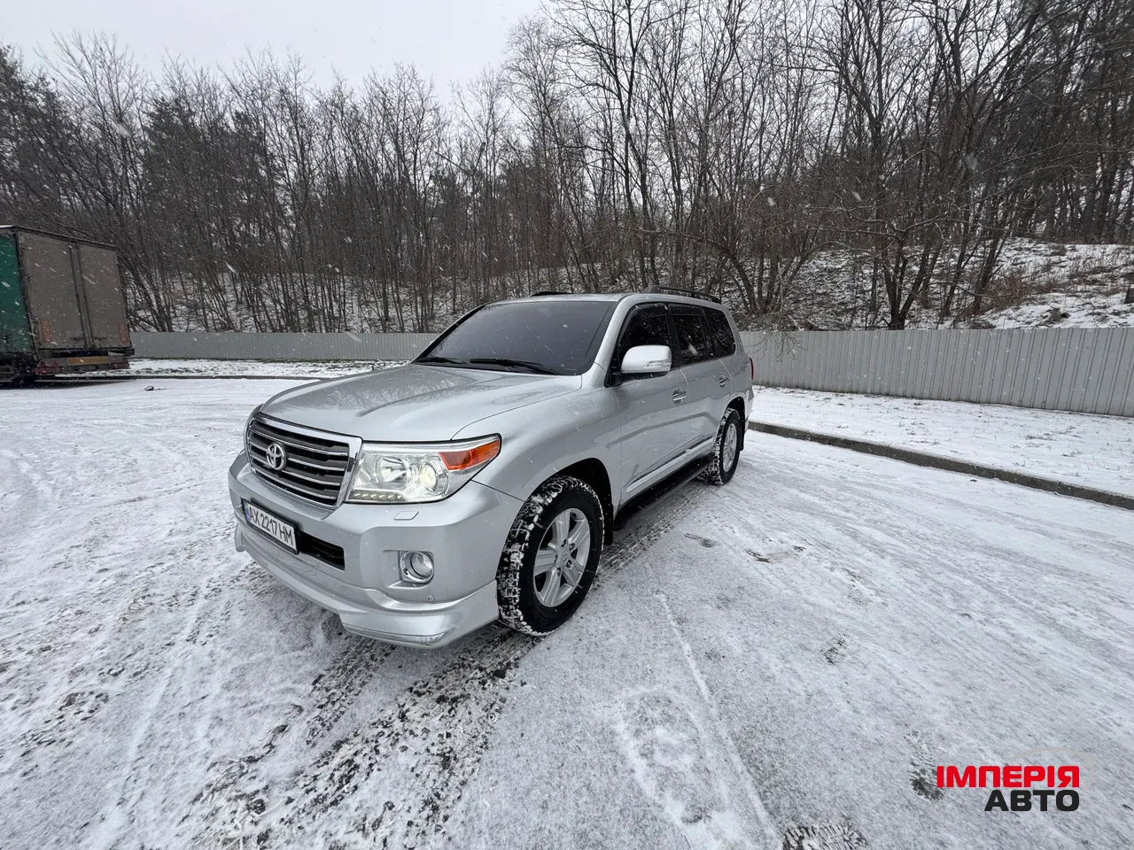 Toyota Land Cruiser - фото 1