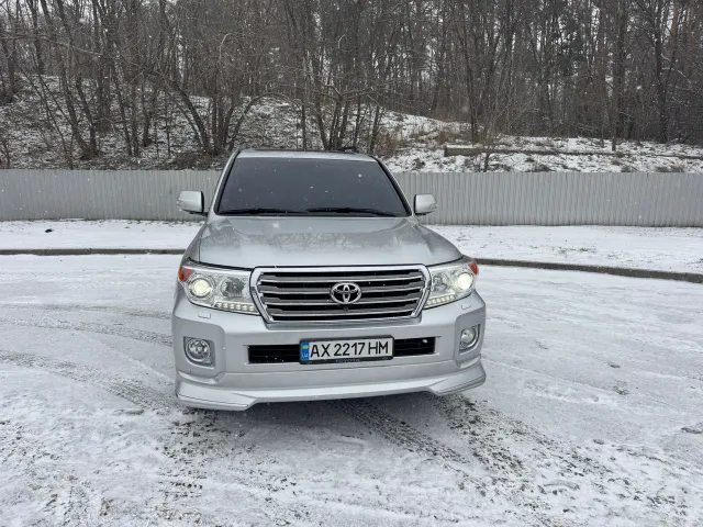 Toyota Land Cruiser - фото 3