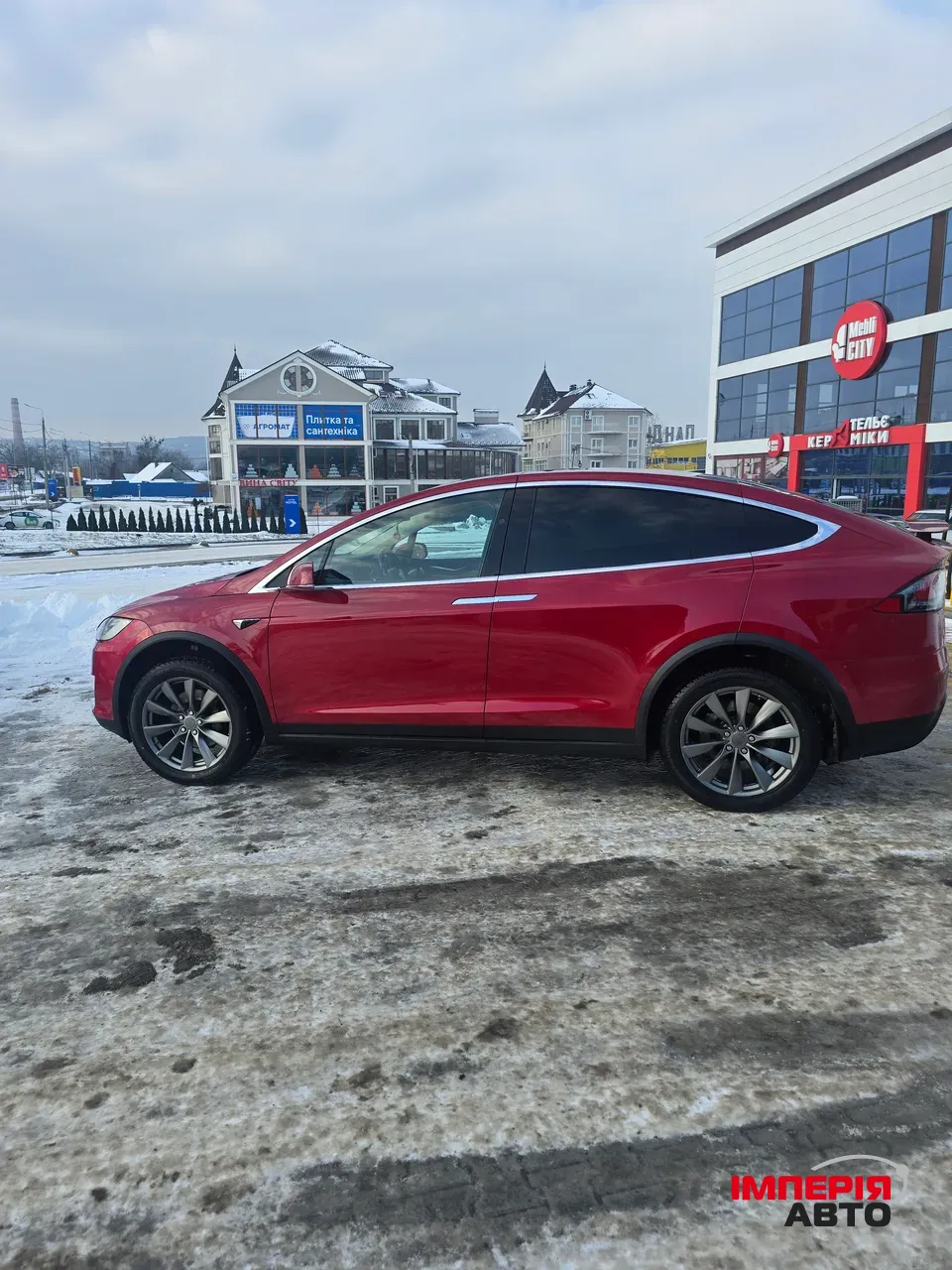 Tesla Model X - фото 3