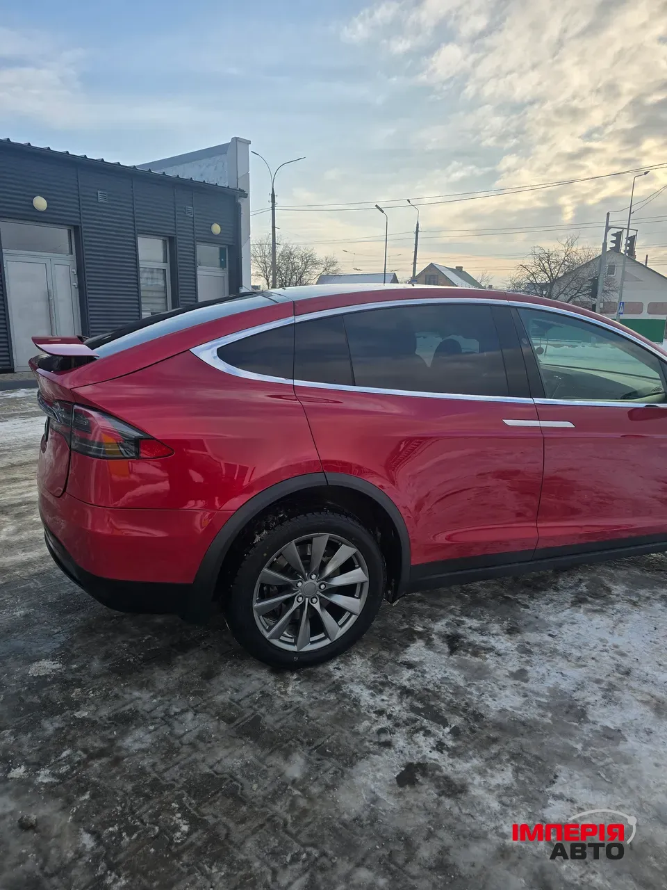 Tesla Model X - фото 7