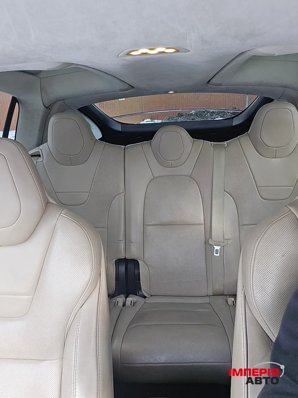 Tesla Model X - фото 11