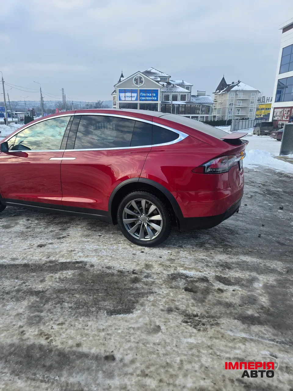 Tesla Model X - фото 4