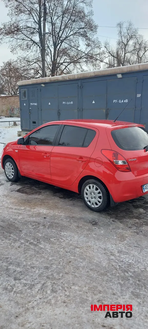 Hyundai i20 - фото 7