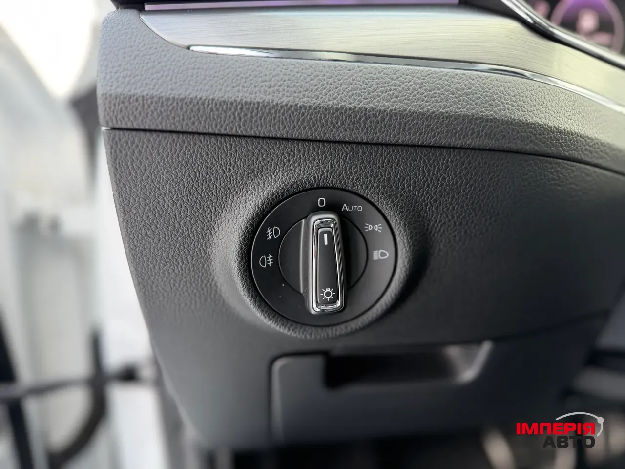 Skoda Superb - фото 8