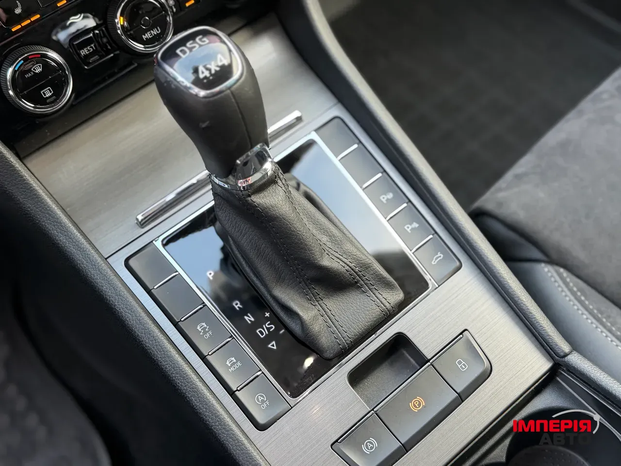 Skoda Superb - фото 16