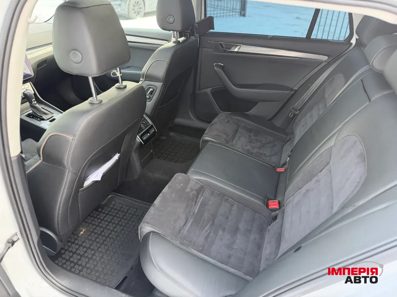 Skoda Superb - фото 20