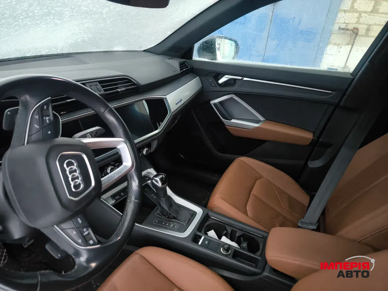 Audi Q3 - фото 8