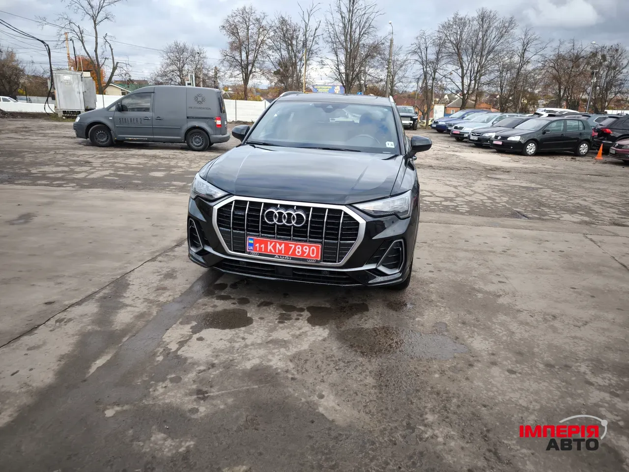 Audi Q3 - фото 1
