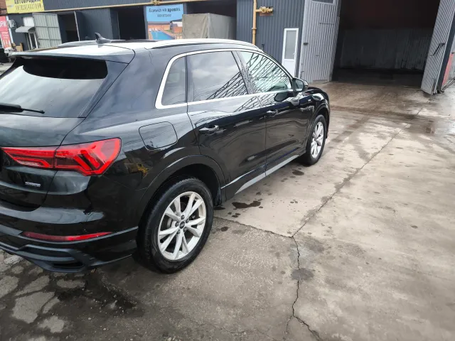 Audi Q3 - фото 5