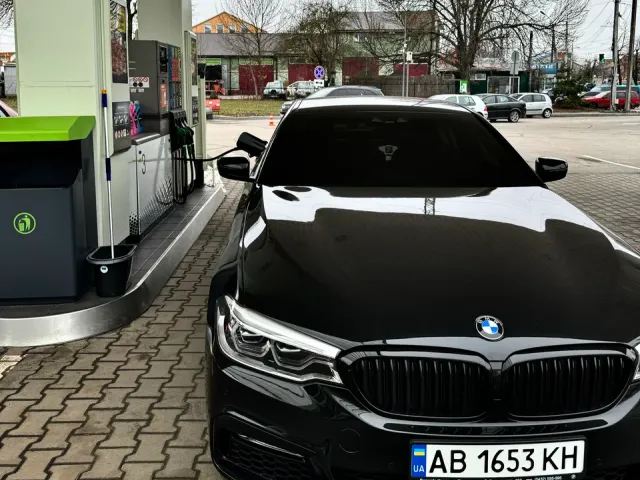 BMW 5 серії - фото 1