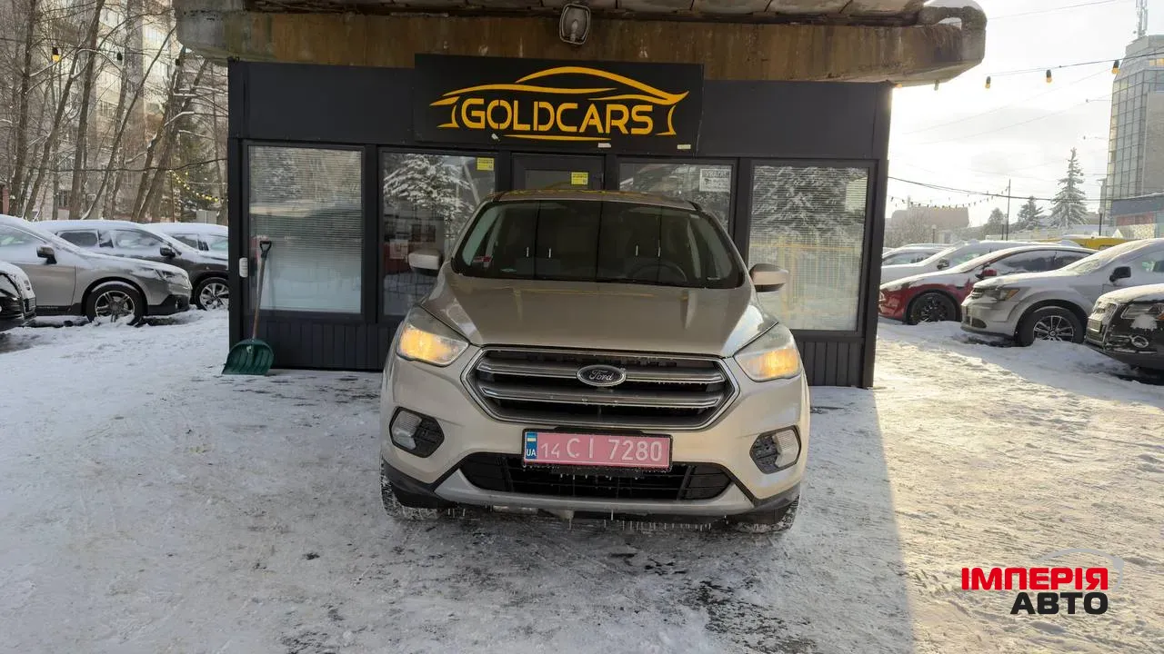 Ford Escape - фото 1