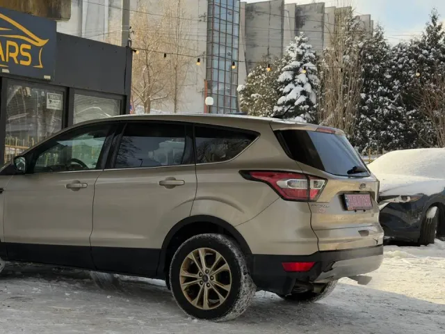 Ford Escape - фото 3