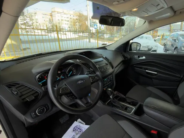 Ford Escape - фото 2