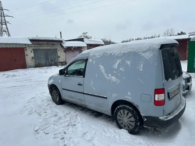Volkswagen Caddy - фото 2