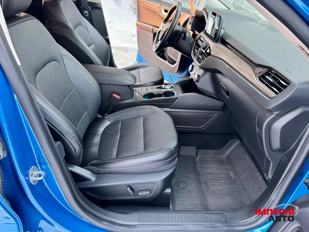 Ford Escape - фото 17