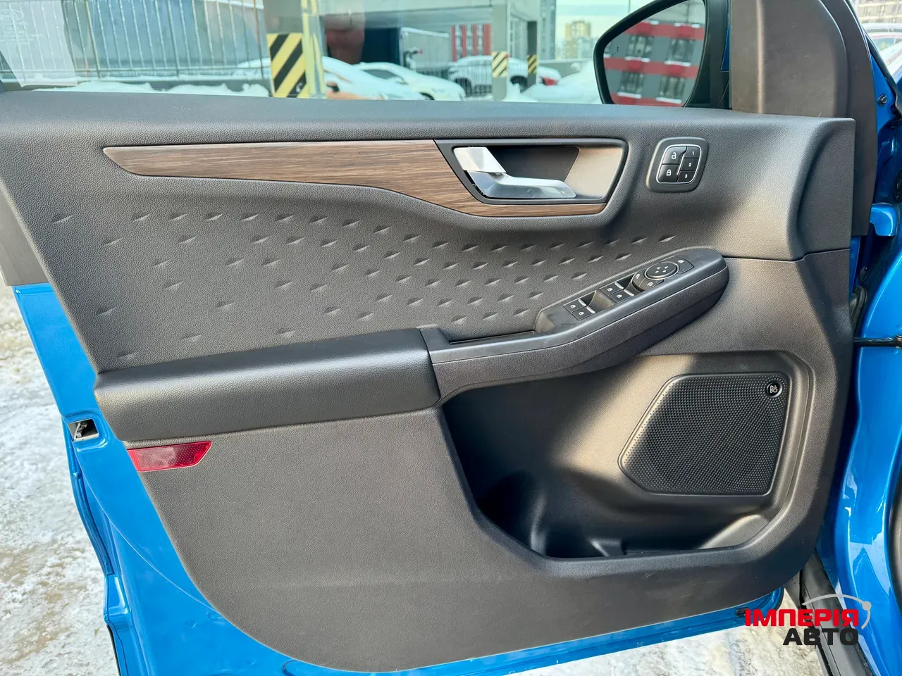 Ford Escape - фото 10