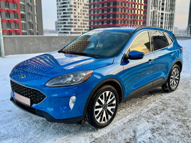 Ford Escape - фото 1