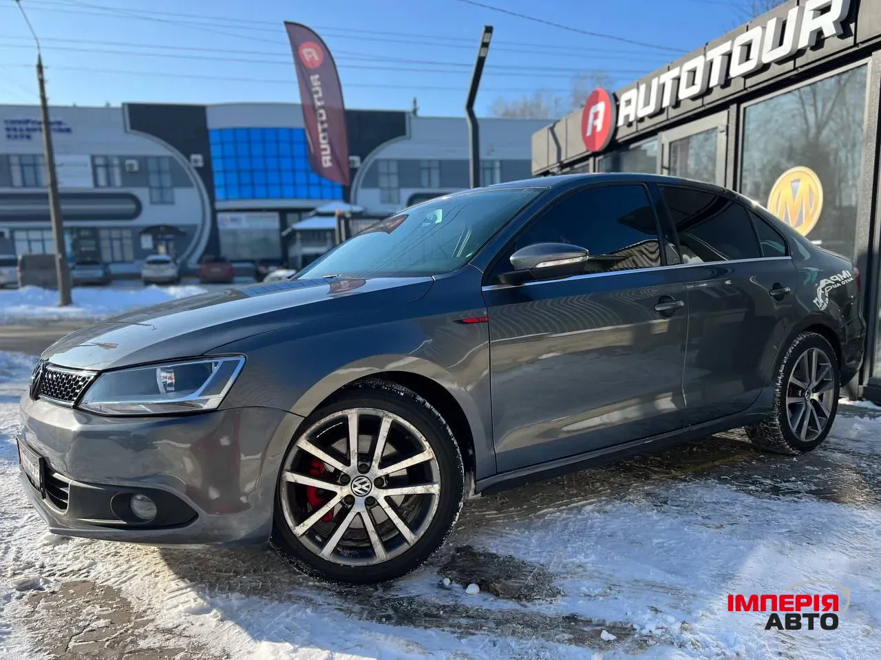 Volkswagen Jetta - фото 2