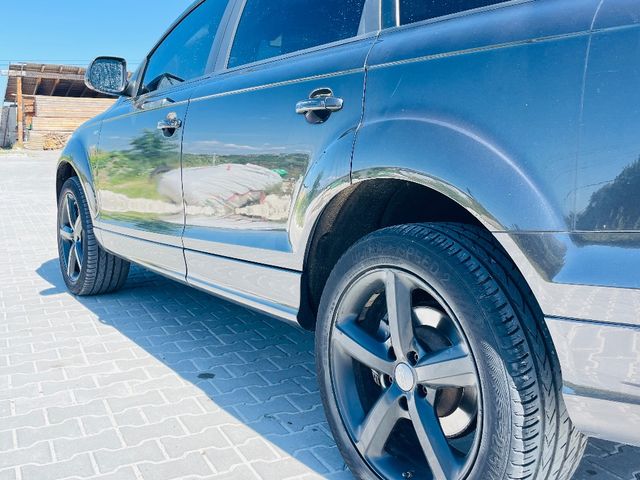 Audi Q7 - фото 3