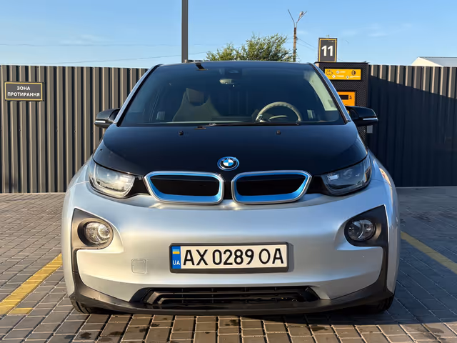 BMW i3 - фото 2