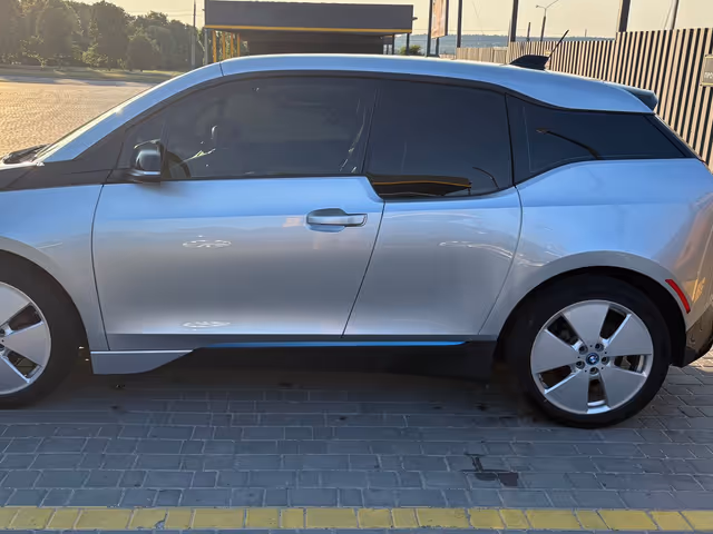 BMW i3 - фото 5