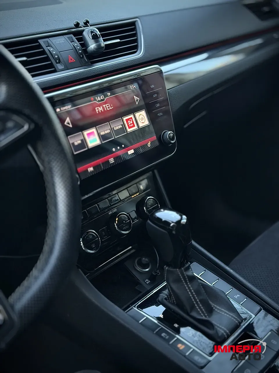 Skoda Superb - фото 14