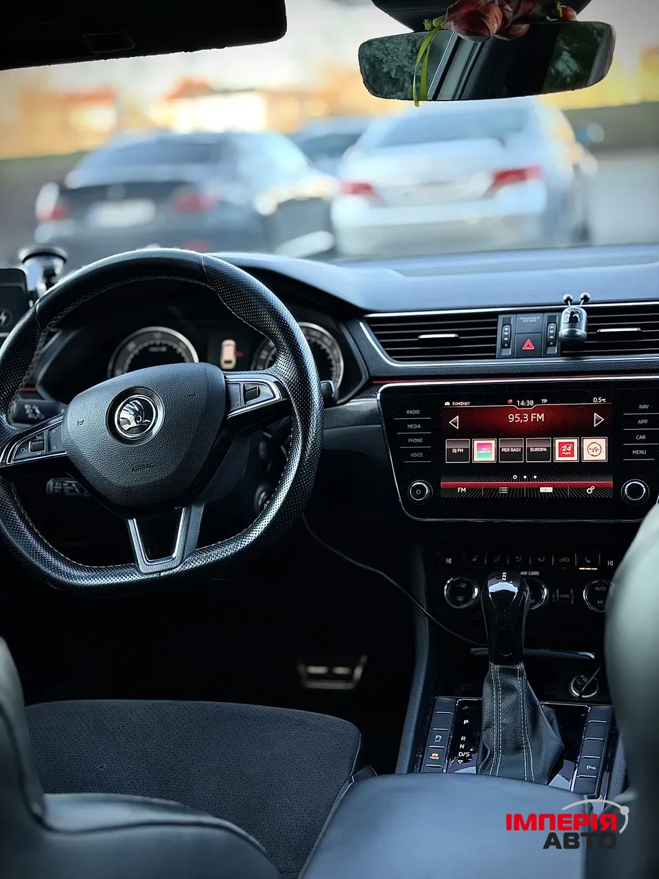 Skoda Superb - фото 10