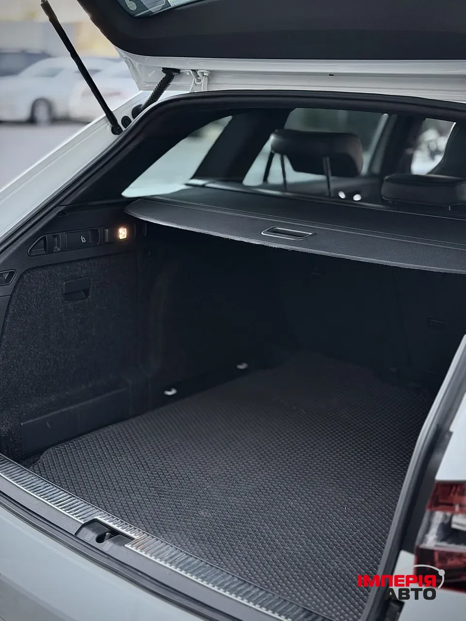 Skoda Superb - фото 21