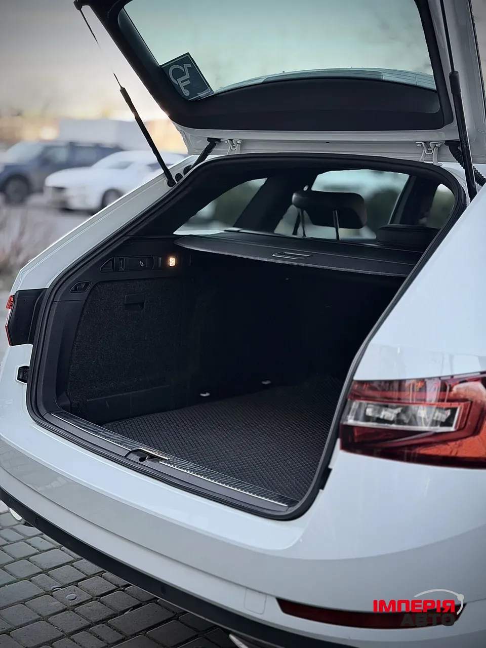 Skoda Superb - фото 18