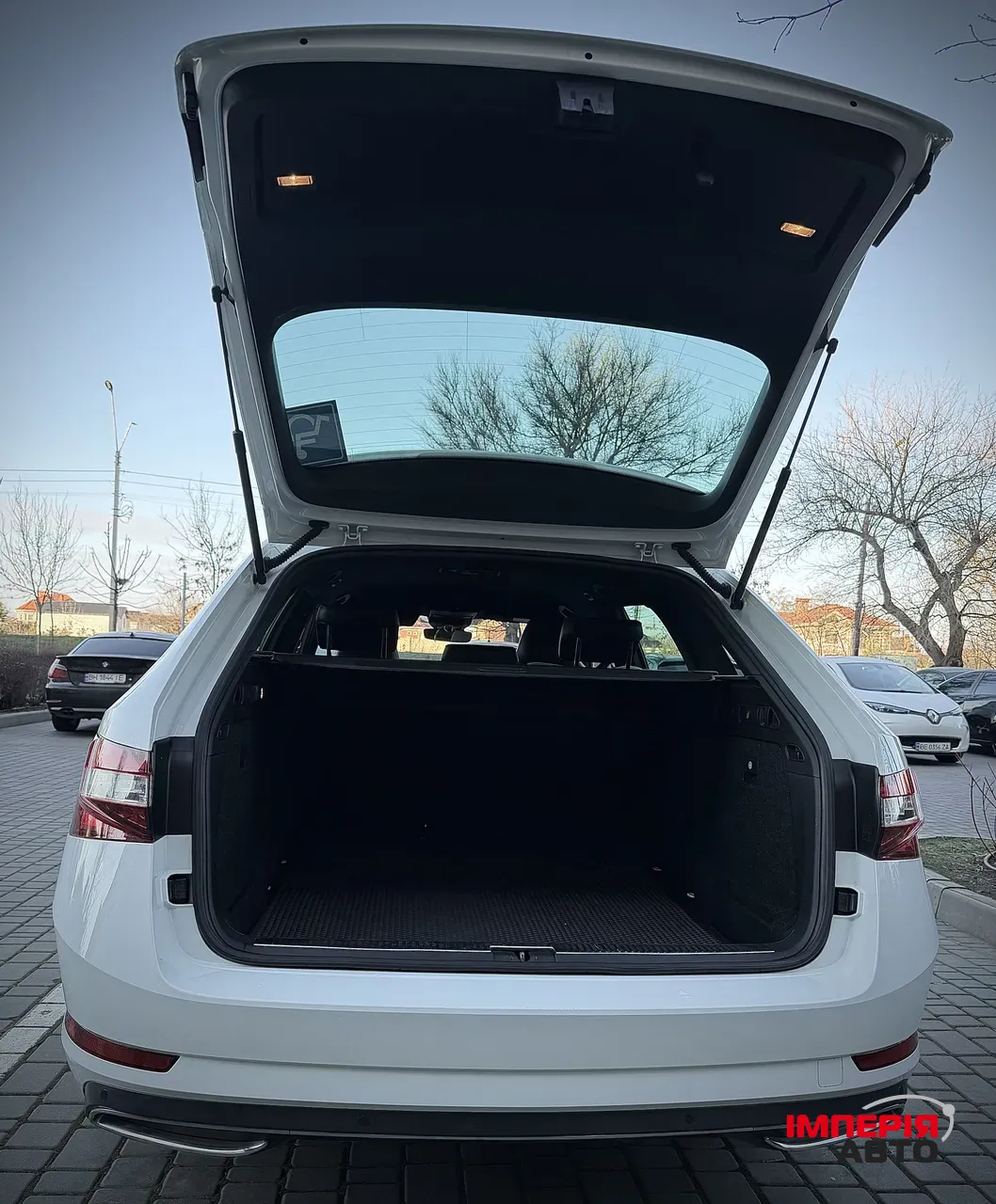 Skoda Superb - фото 19