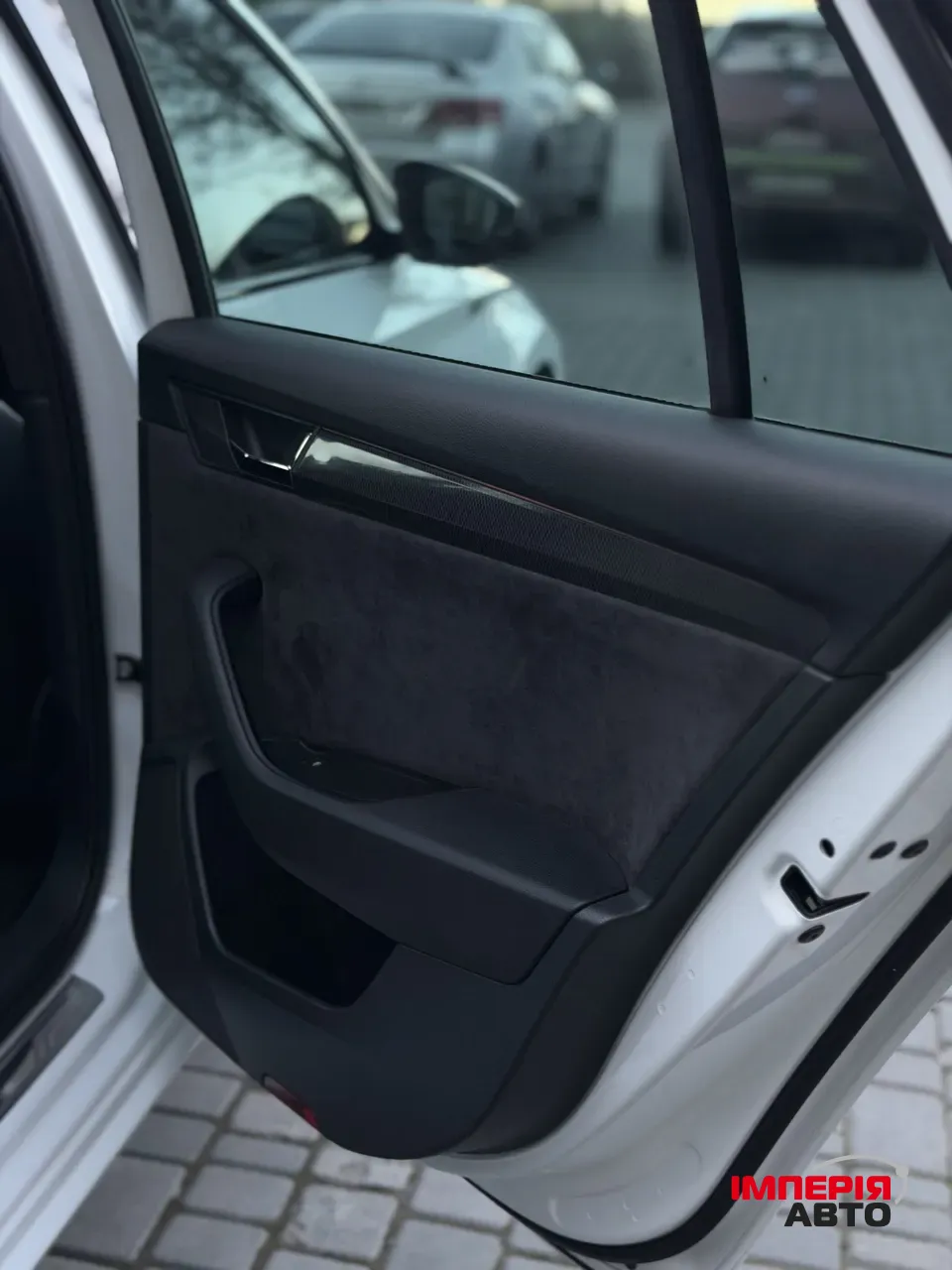 Skoda Superb - фото 11