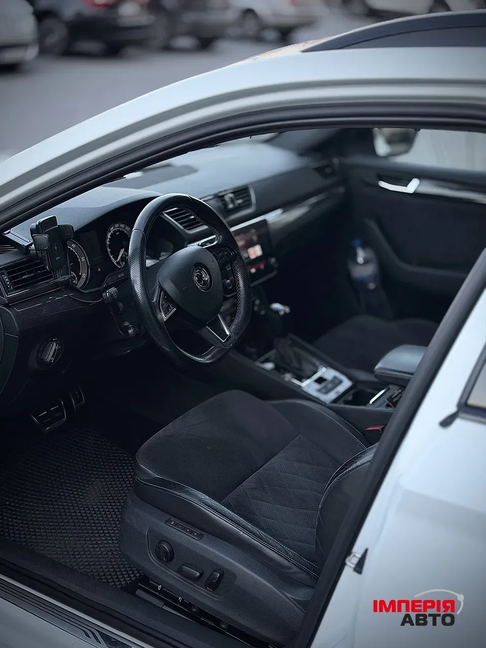 Skoda Superb - фото 13