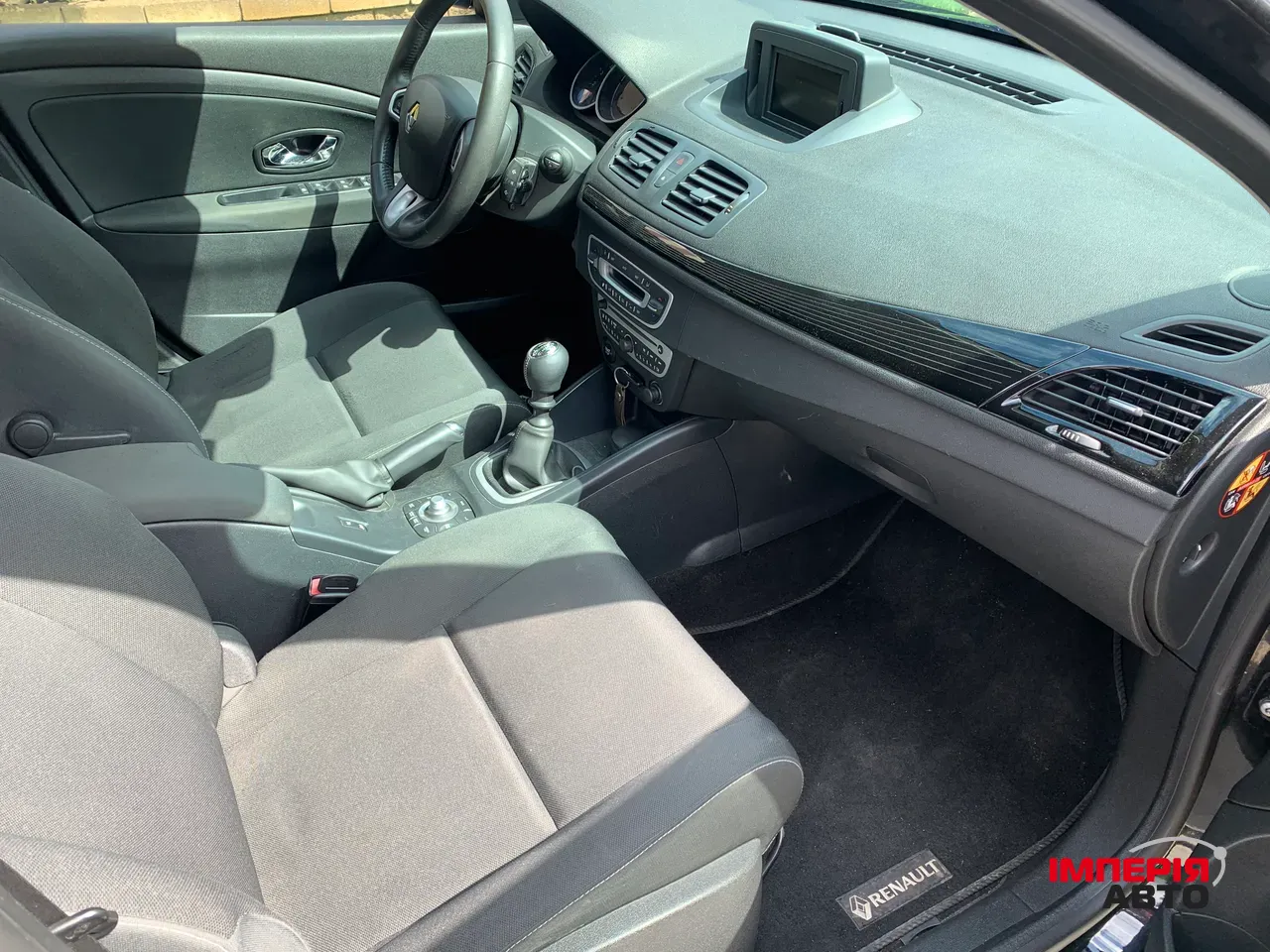 Renault Megane - фото 17