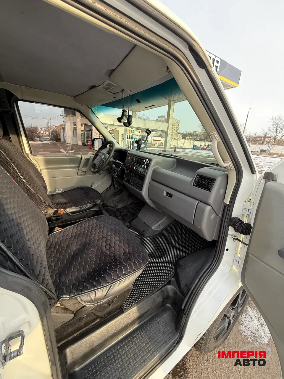 Volkswagen Transporter - фото 7