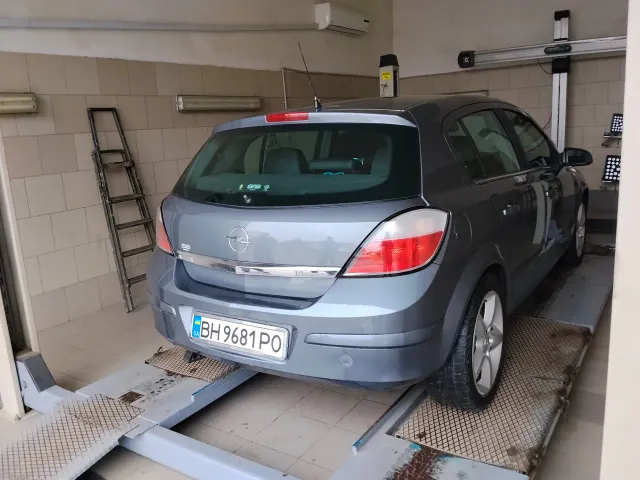 Opel Astra - фото 4
