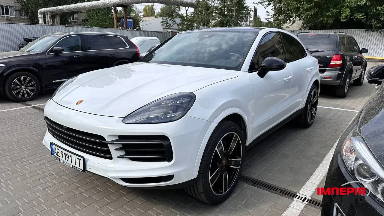 Porsche Cayenne - фото 3