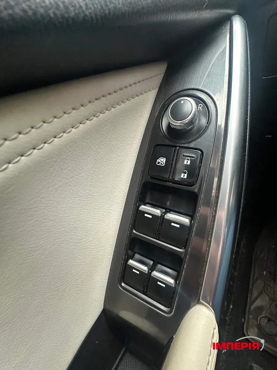 Mazda 6 - фото 12